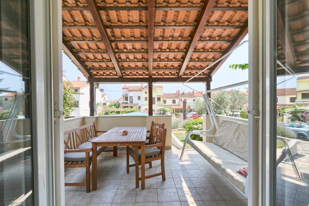 Apartments Veruda Porat Pula Exterior photo
